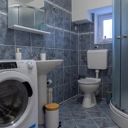 San Teodoro Apartman *